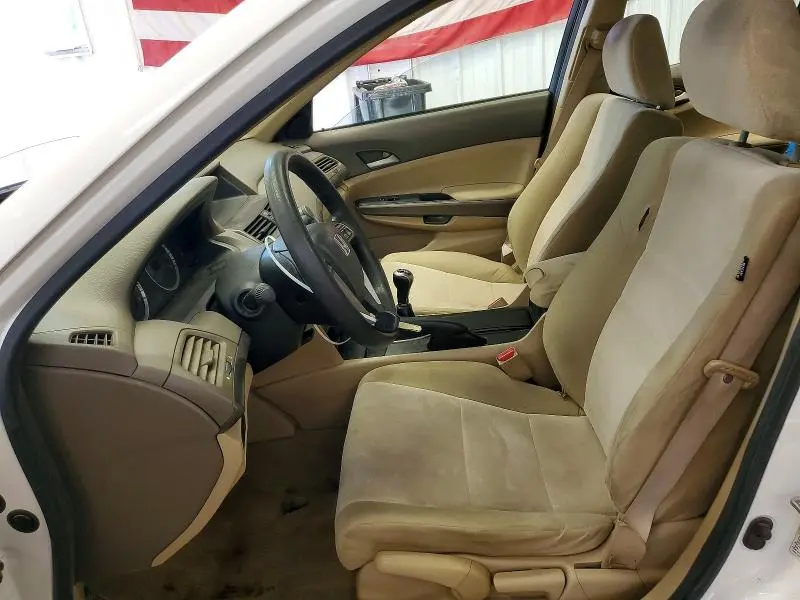 2010 HONDA ACCORD LX  