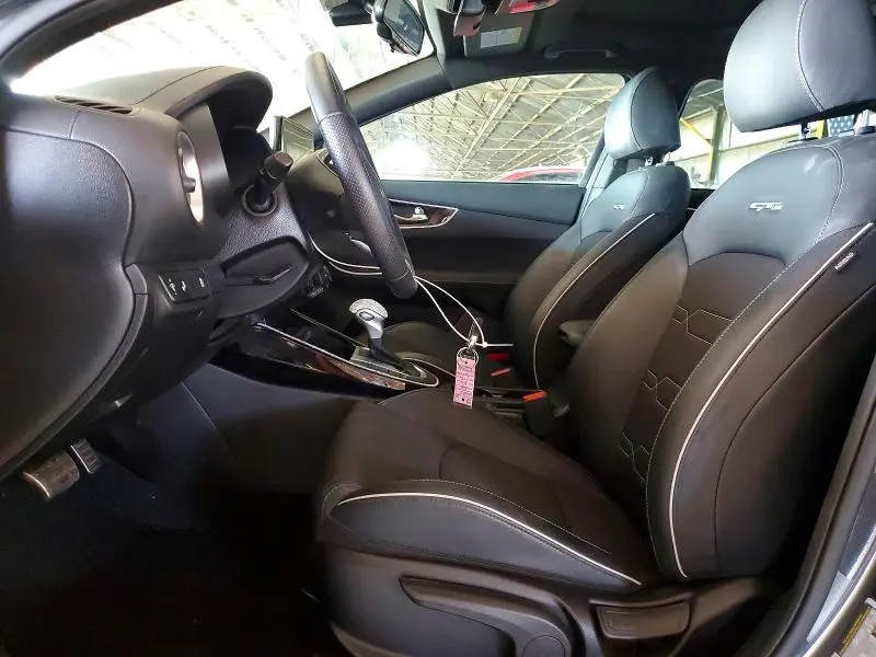 2023 KIA FORTE GT LINE  