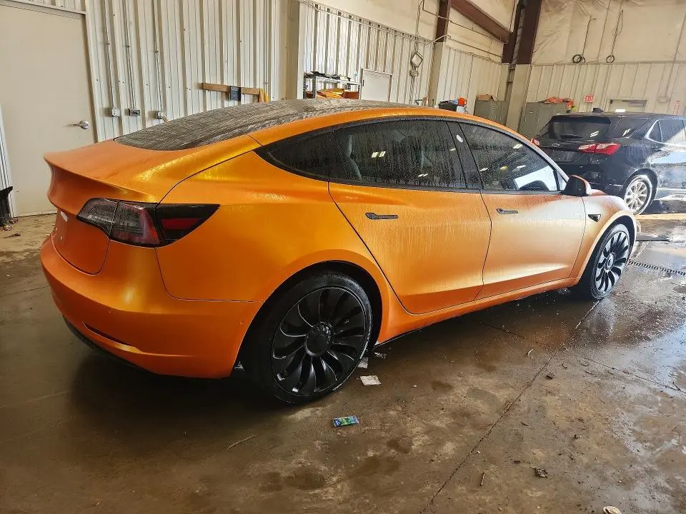 2018 TESLA MODEL 3   