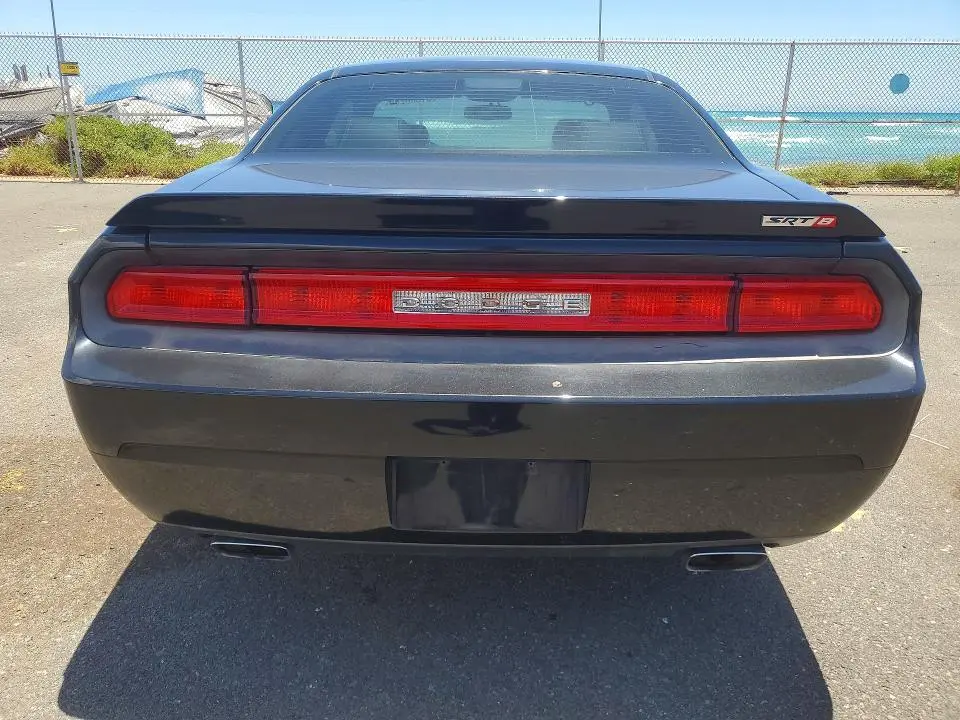 2010 DODGE CHALLENGER SRT-8  