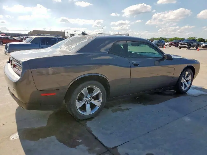 2015 DODGE CHALLENGER SXT  