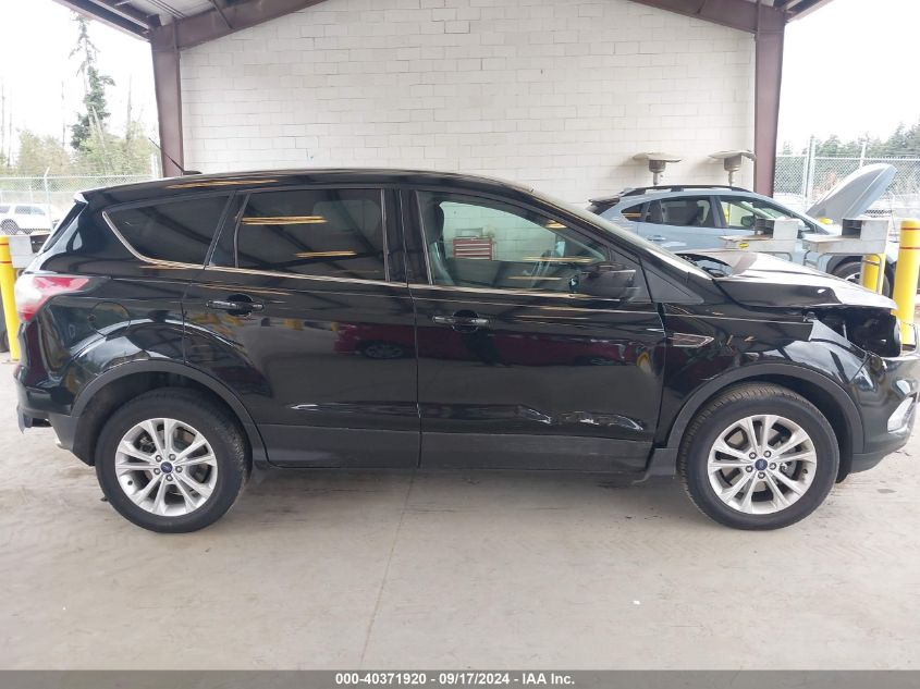 2017 FORD ESCAPE SE