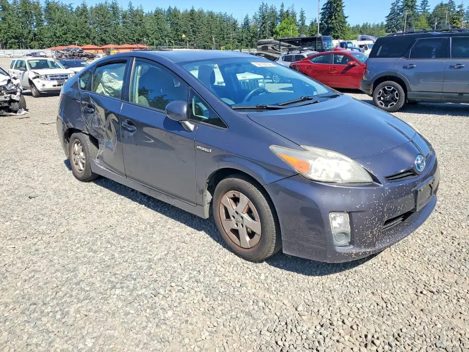 2011 TOYOTA PRIUS TWO  