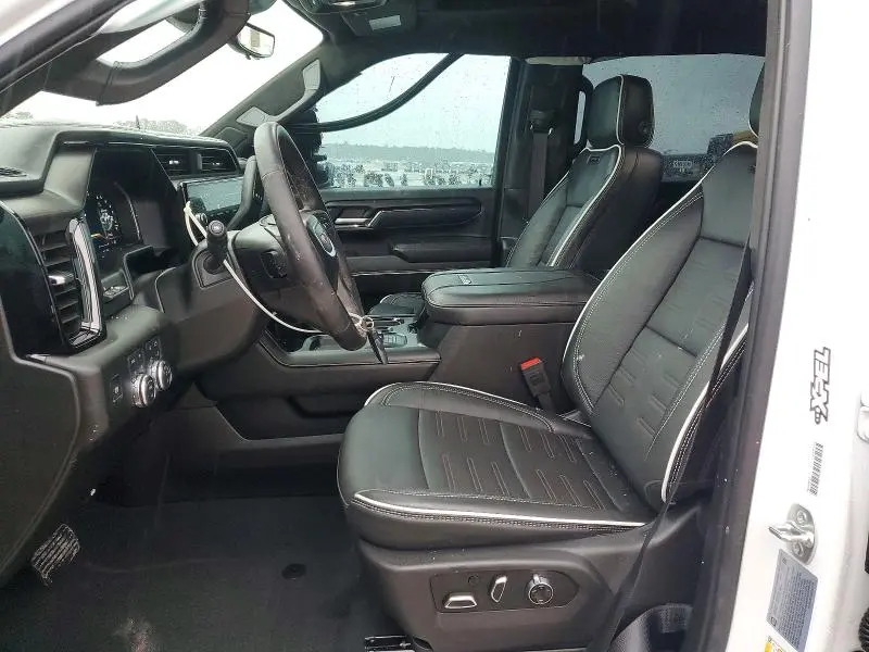 2025 GMC SIERRA K2500 AT4X  