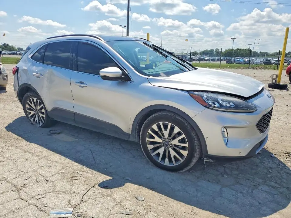 2020 FORD ESCAPE TITANIUM  