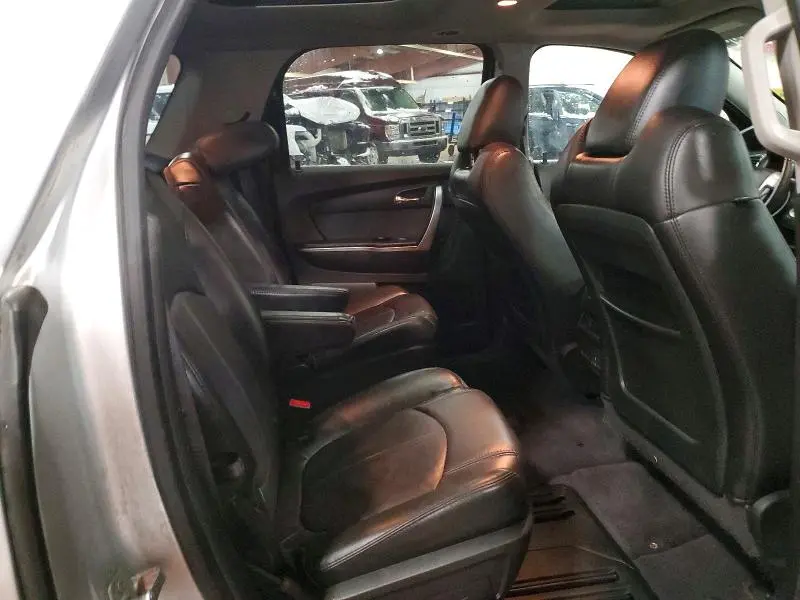 2012 GMC ACADIA SLT-2  