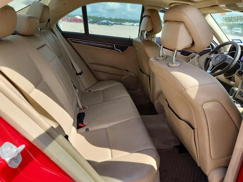2013 MERCEDES-BENZ C 250  