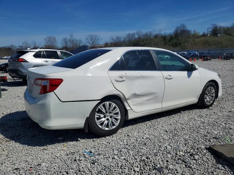 2013 TOYOTA CAMRY L  