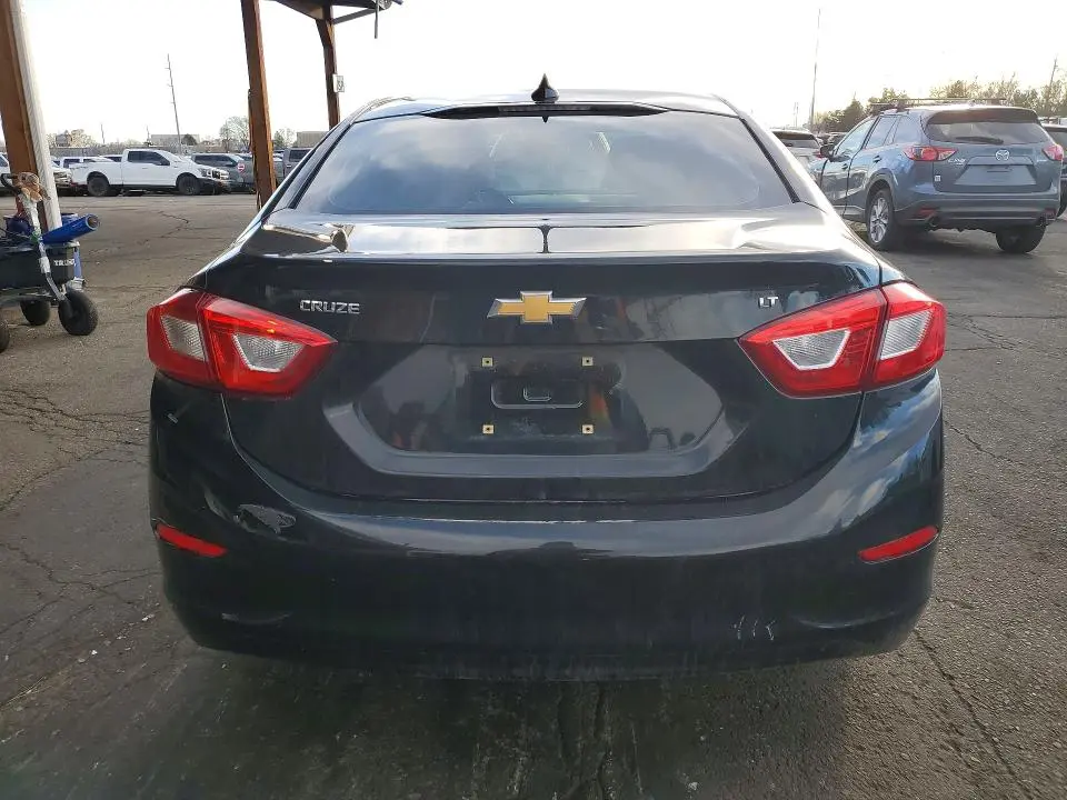 2018 CHEVROLET CRUZE LT  