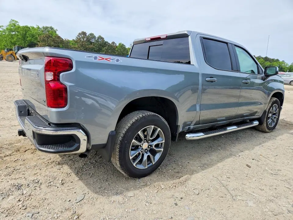 2026 CHEVROLET SILVERADO K1500 LT  