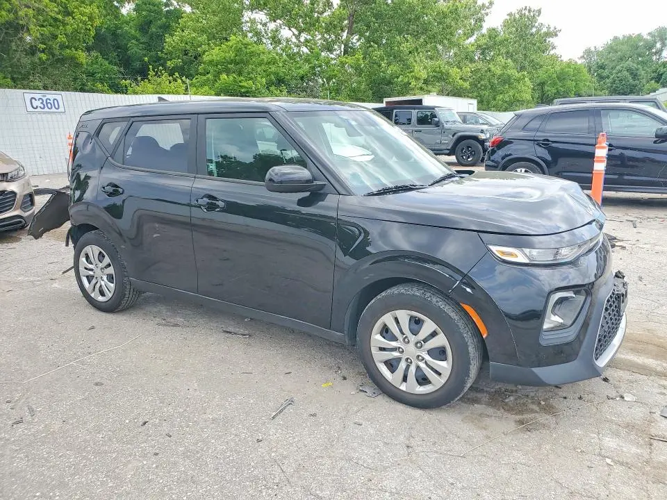 2022 KIA SOUL LX  