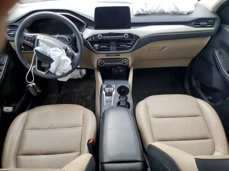 2021 FORD ESCAPE SEL  