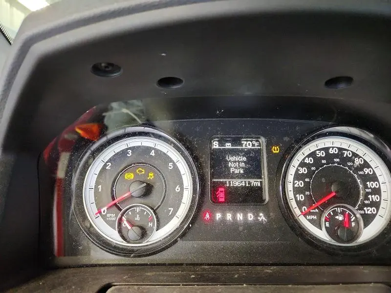 2015 RAM 1500 SLT  