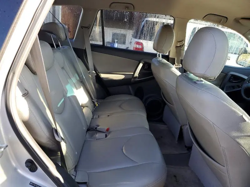 2011 TOYOTA RAV4 BASE  