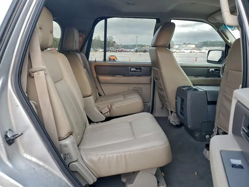 2010 FORD EXPEDITION XLT  