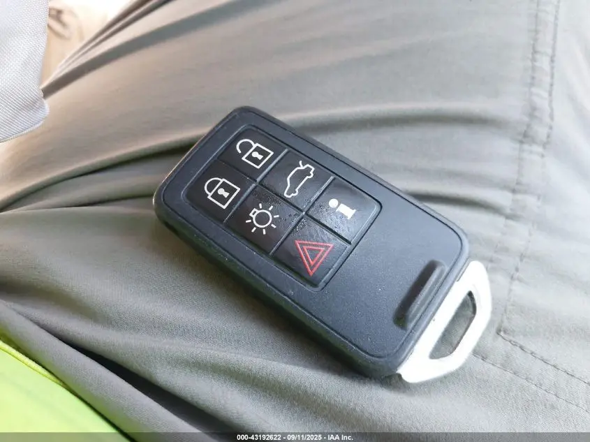 2013 VOLVO XC60 3.2 PREMIER PLUS