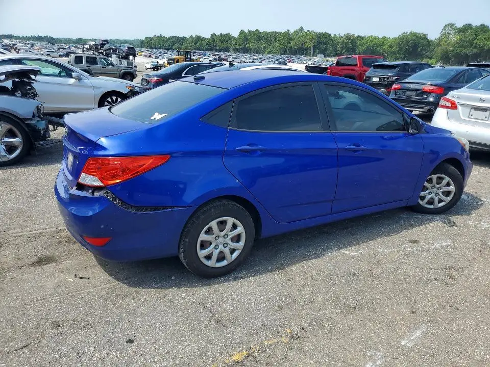 2013 HYUNDAI ACCENT GLS  
