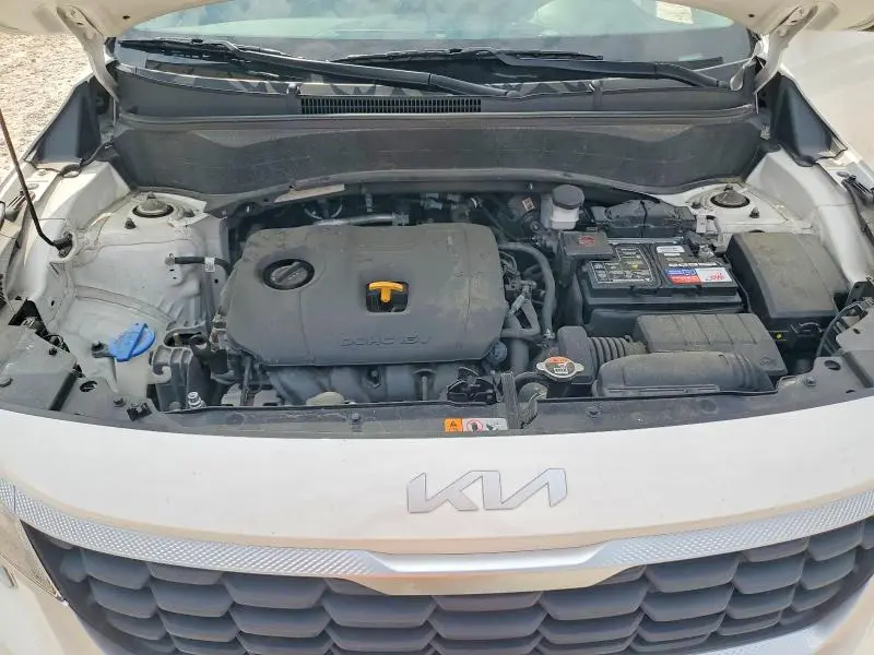 2022 KIA SELTOS LX  