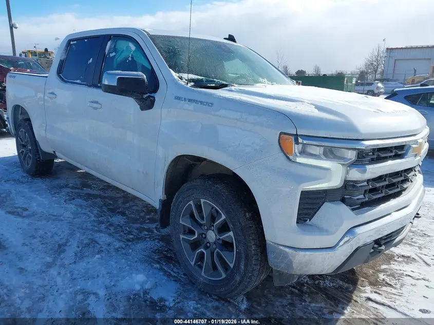 2023 CHEVROLET SILVERADO 1500 4WD  SHORT BED LT WITH 2FL