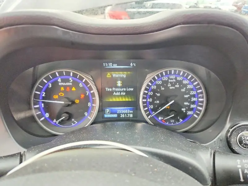 2015 INFINITI Q50   