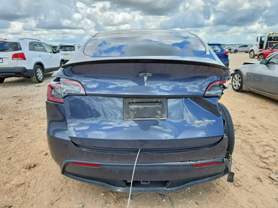 2022 TESLA MODEL Y   