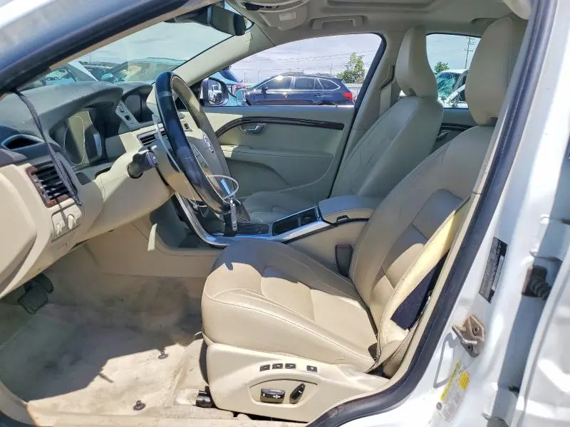 2015 VOLVO S80 PREMIER  