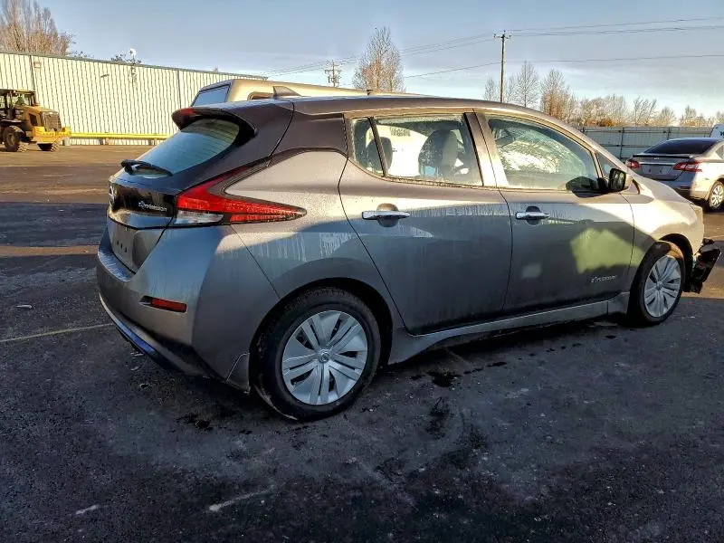 2018 NISSAN LEAF S  