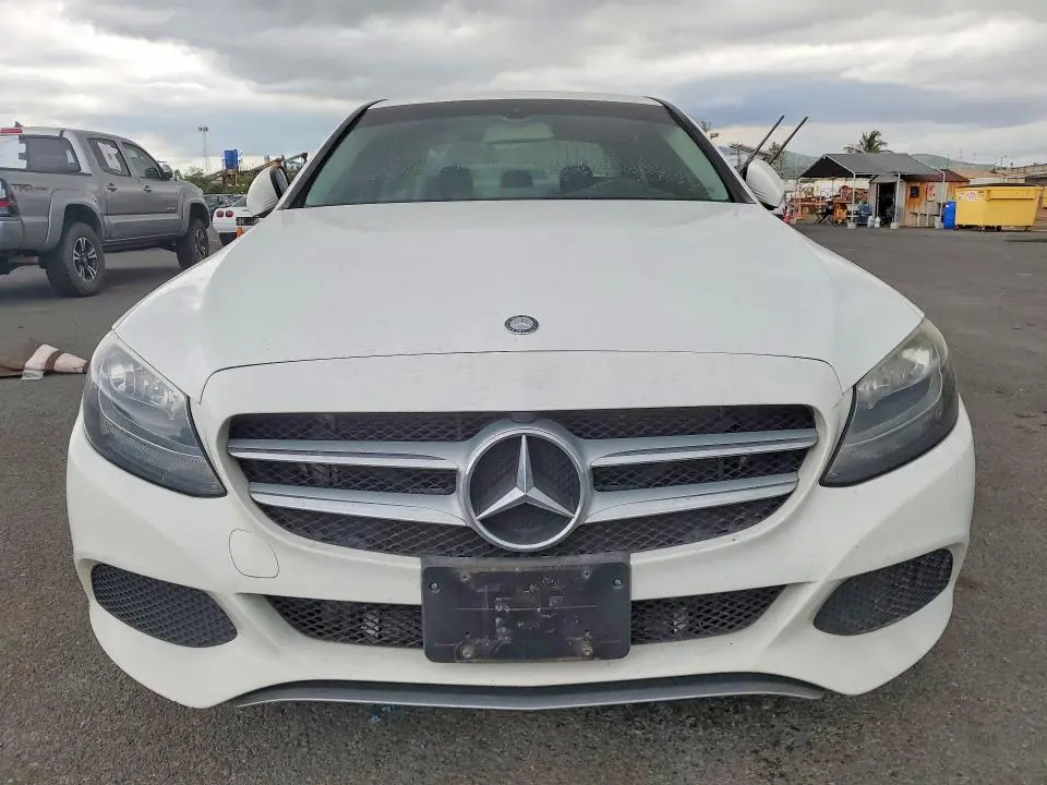 2015 MERCEDES-BENZ C 300  