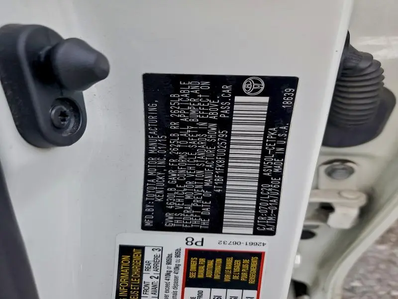 2015 TOYOTA CAMRY LE  