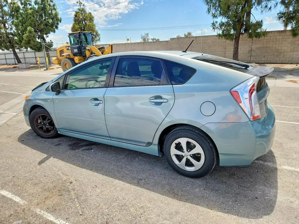 2012 TOYOTA PRIUS TWO  