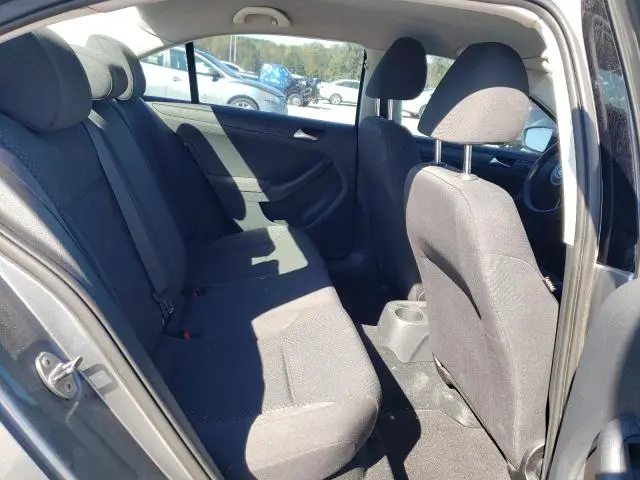 2011 VOLKSWAGEN JETTA BASE  
