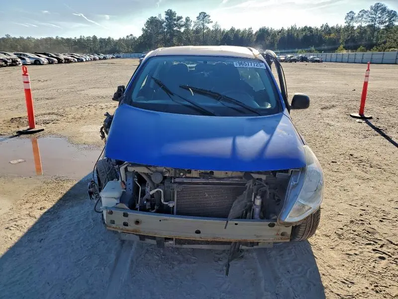 2015 NISSAN VERSA S  