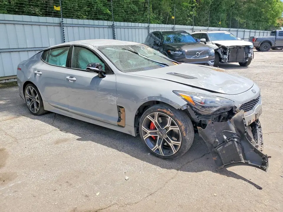 2018 KIA STINGER GT  