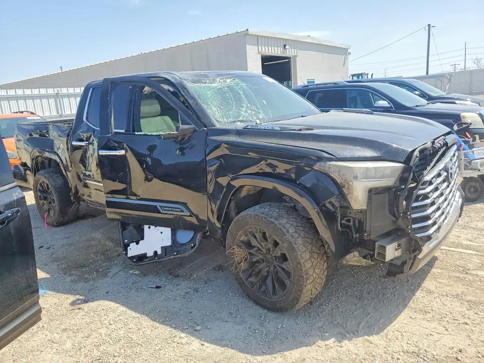 2024 TOYOTA TUNDRA CREWMAX CAPSTONE  