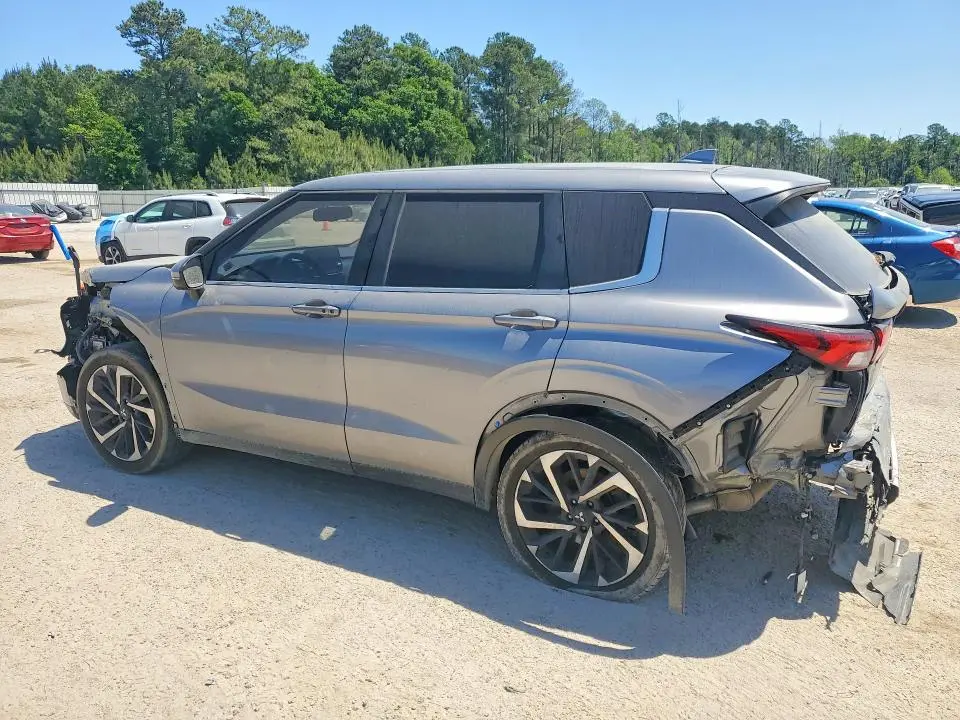 2022 MITSUBISHI OUTLANDER SE  