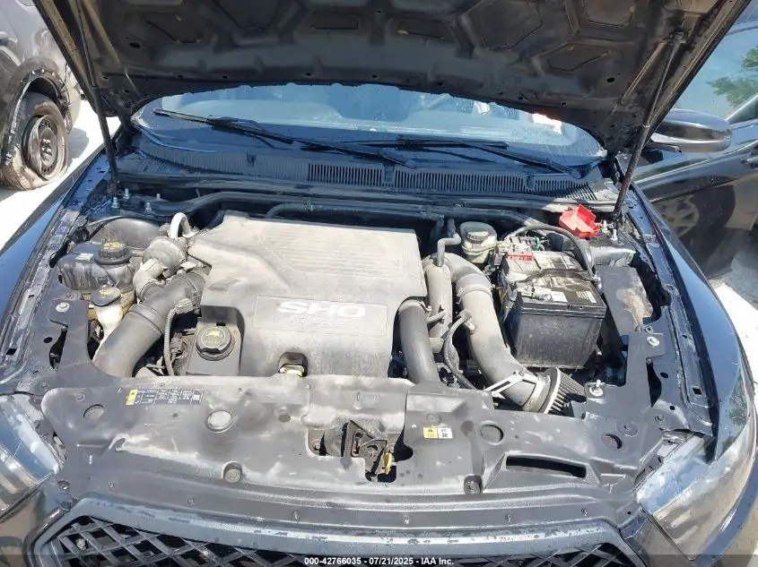 2015 FORD TAURUS SHO