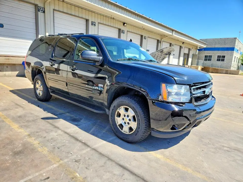 2011 CHEVROLET SUBURBAN K1500 LT  