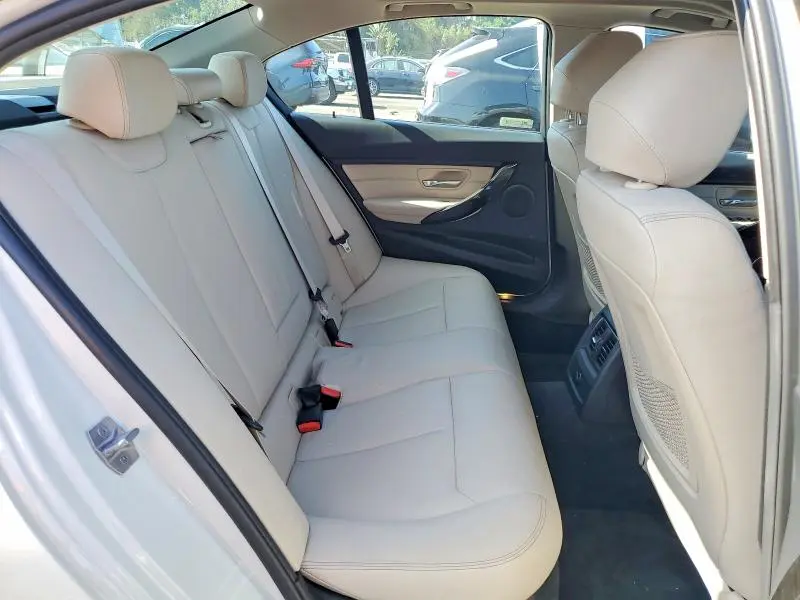 2018 BMW 320 I  