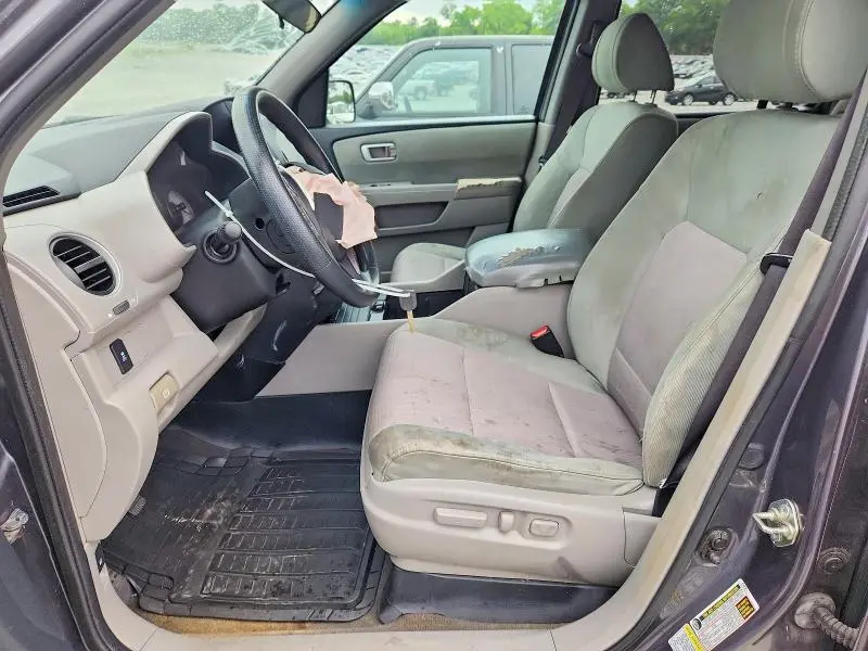2015 HONDA PILOT SE  