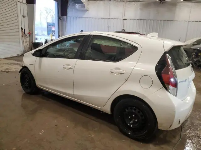 2016 TOYOTA PRIUS C   