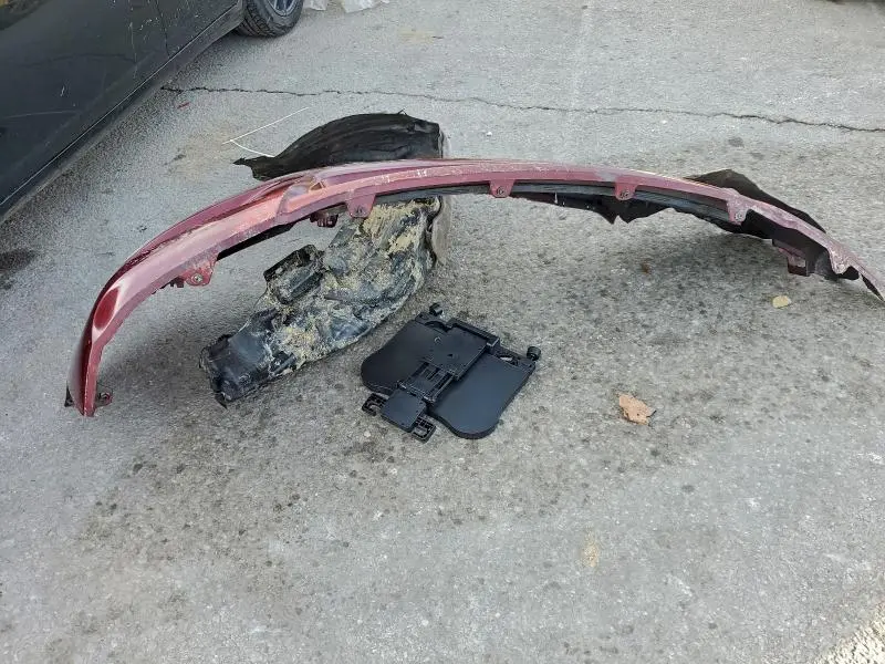 2017 TOYOTA SIENNA LE  