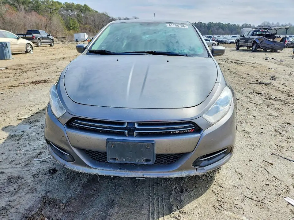 2013 DODGE DART SE  