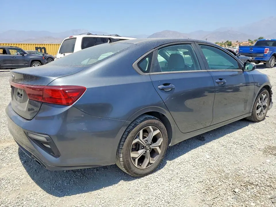 2019 KIA FORTE LXS  