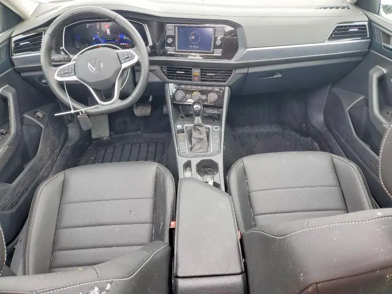 2024 VOLKSWAGEN JETTA SE  