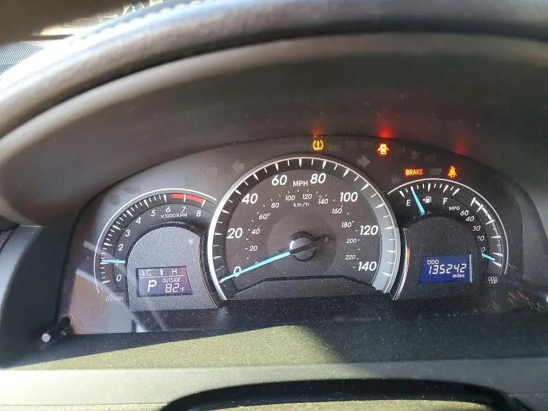 2012 TOYOTA CAMRY BASE  