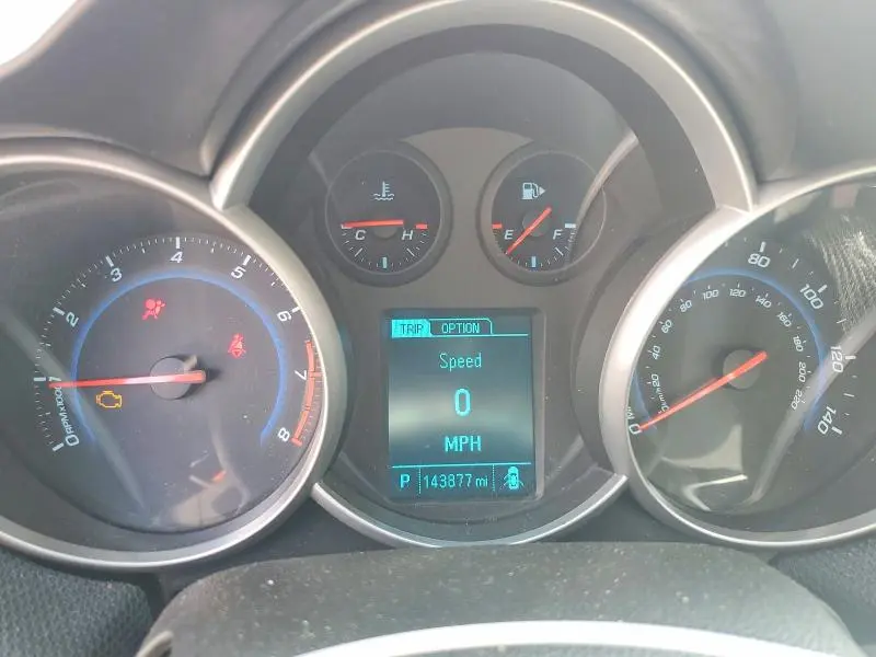2015 CHEVROLET CRUZE LT  