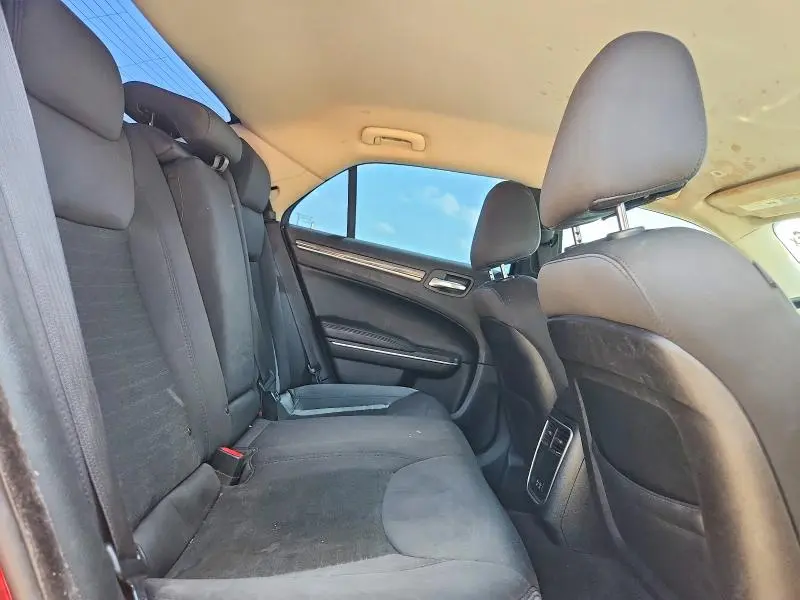 2018 CHRYSLER 300 TOURING  