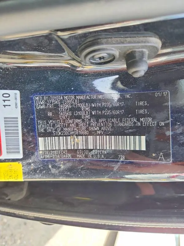 2017 TOYOTA SIENNA LE  