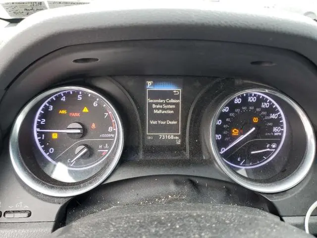 2019 TOYOTA CAMRY SE  