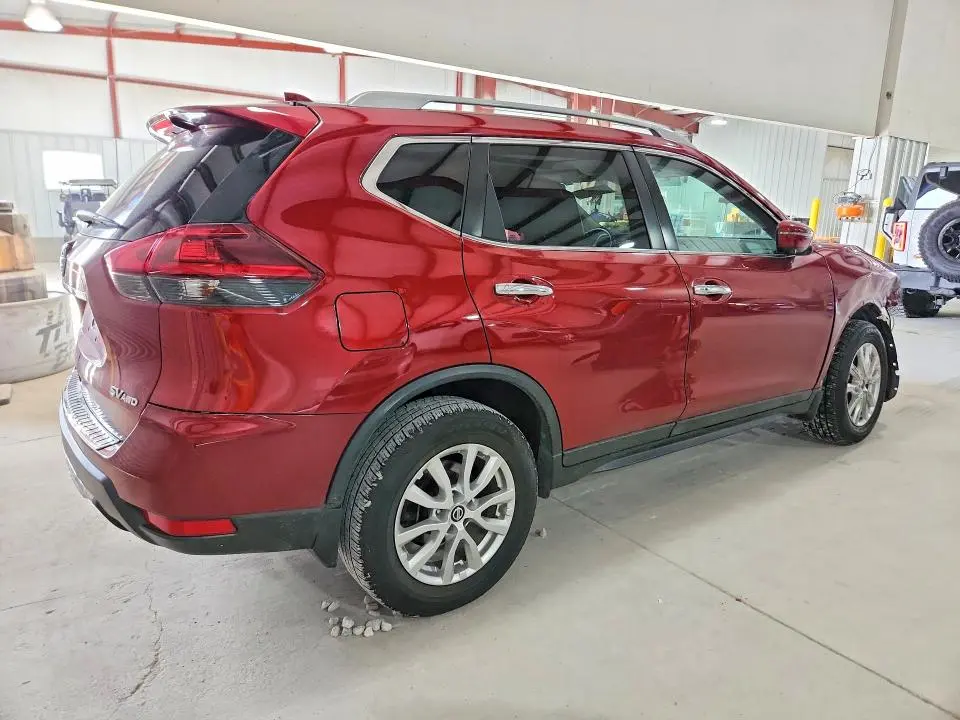 2018 NISSAN ROGUE SV  